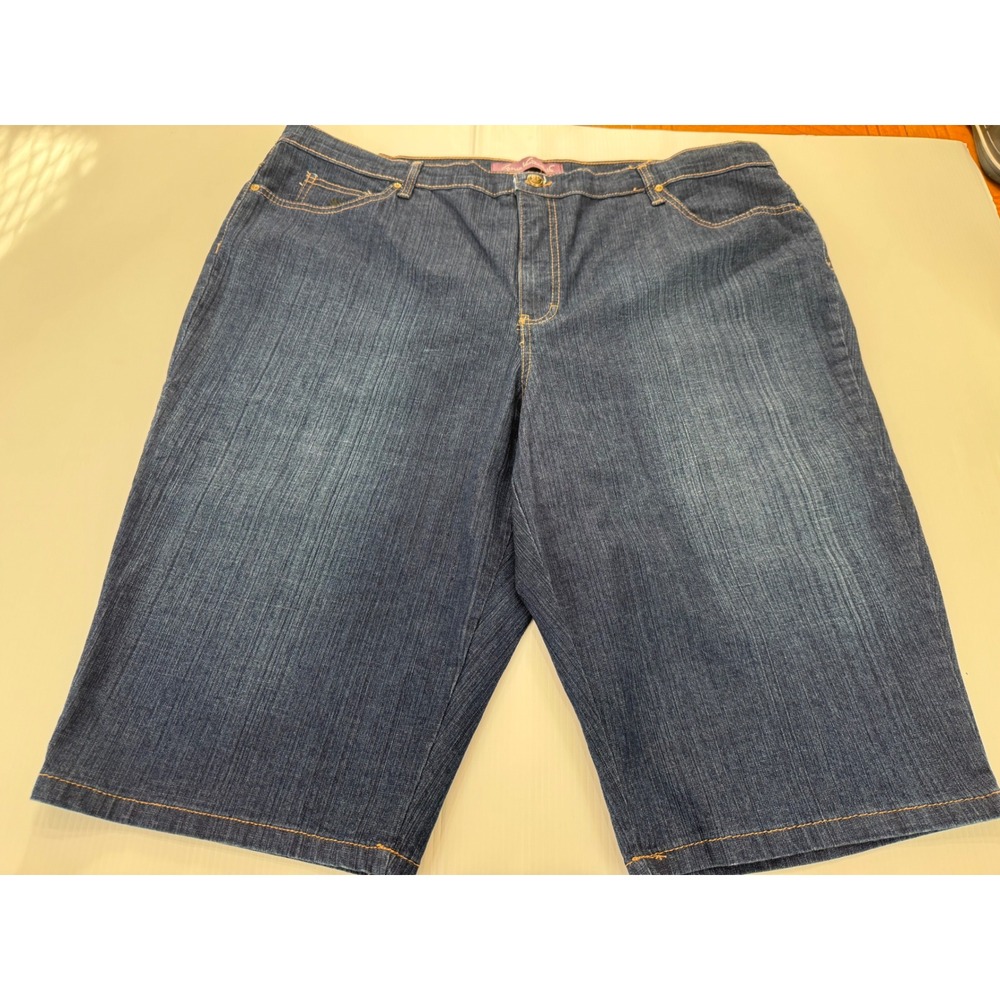 Gloria Vanderbilt Women Dark Wash Denim Bermuda Shorts Size 24w